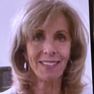 Meet your Posher, Frangeska